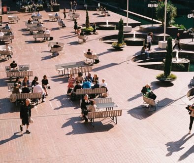 Nowoczesne podejście do projektowania przestrzeni publicznych – trendy 2025