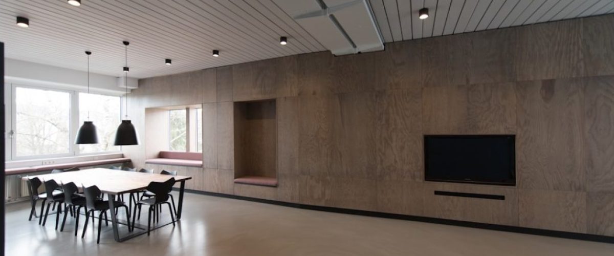 Projektowanie przestrzeni eventowej w biurze – krok po kroku
